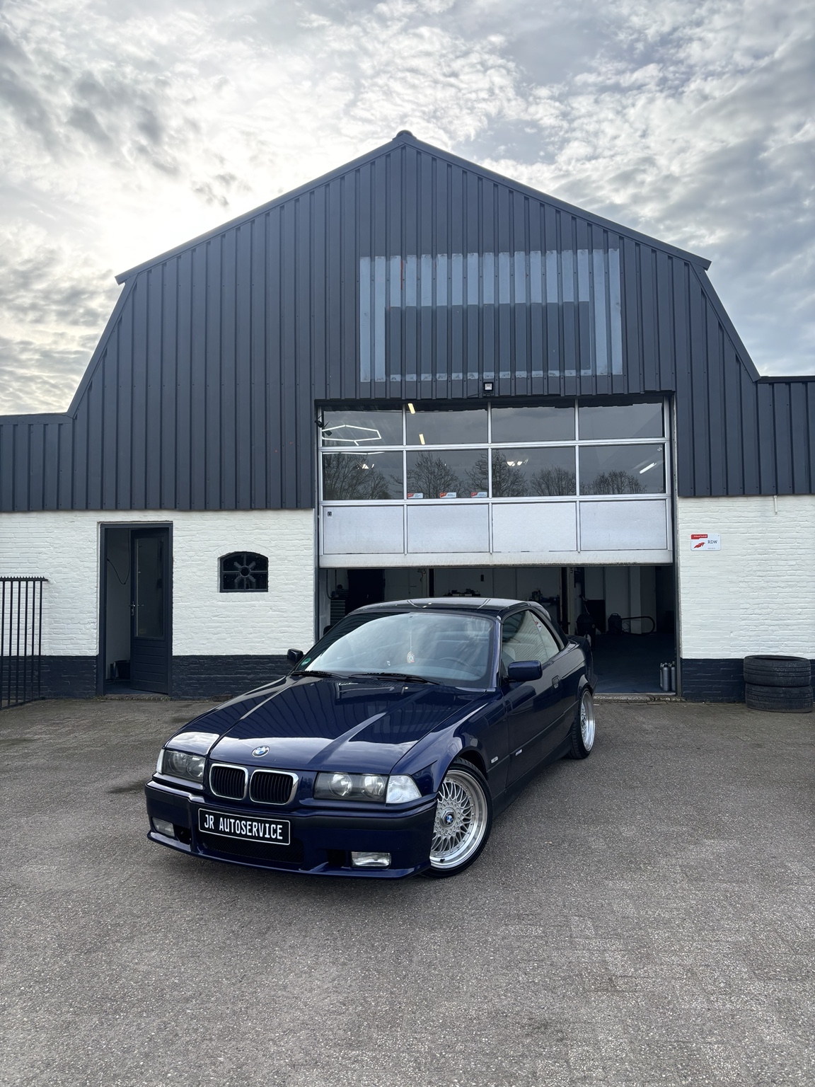 BMW E36 Cabrio na de werkzaamheden